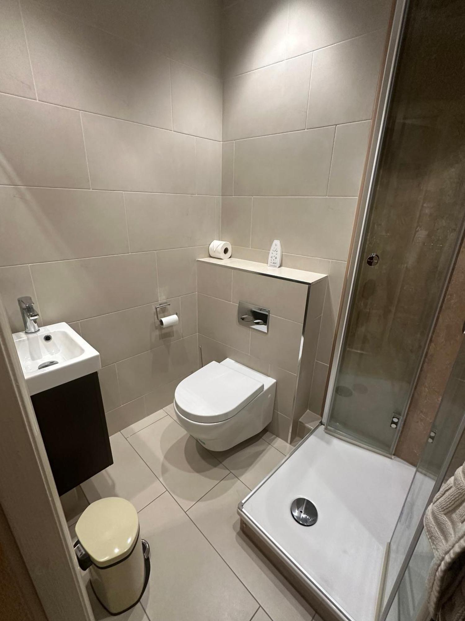 Vane House Bed & Breakfast Озмодърли Екстериор снимка